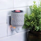 Love Flip Dish Pluggable Warmer - RRP $25.95 - Wholesale